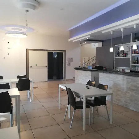 Hotel Oliver-2