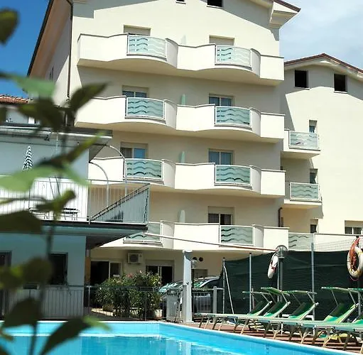 Hotel con golf: Hotel Roma Residenza